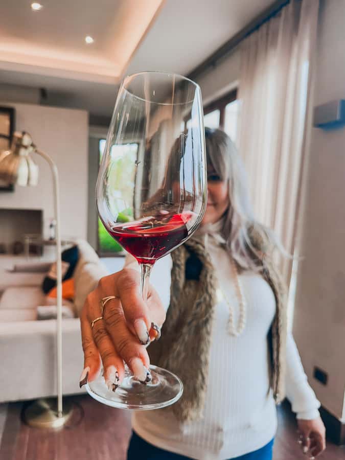 Santiago: Casa del Bosque Winery with Tasting and Lunch - Four wines with a sommelier guide