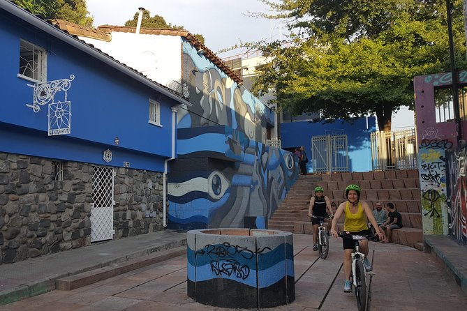Santiago Center Cultural Bike Tour - La Moneda and Chile’s difficult political past
