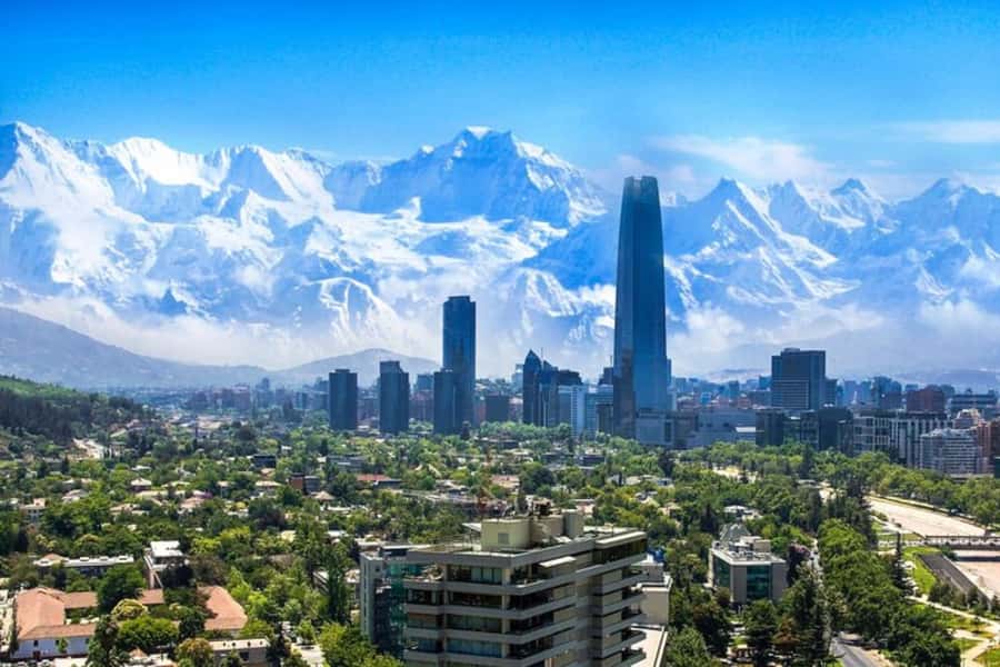 Santiago De Chile: Private Custom Walking tour with A Guide - What this Santiago tour is really offering