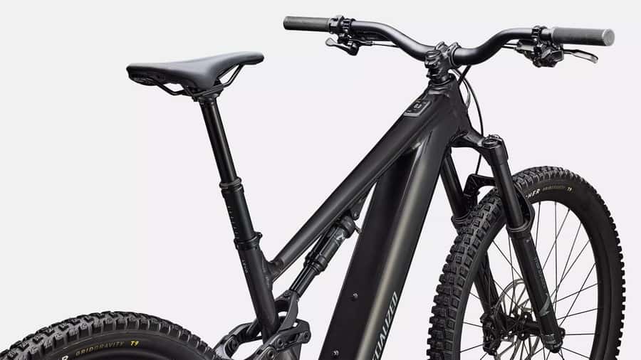 Santiago: E- Mountain Bike Rental to ride in a bike park - Why El Durazno makes a good Santiago day escape