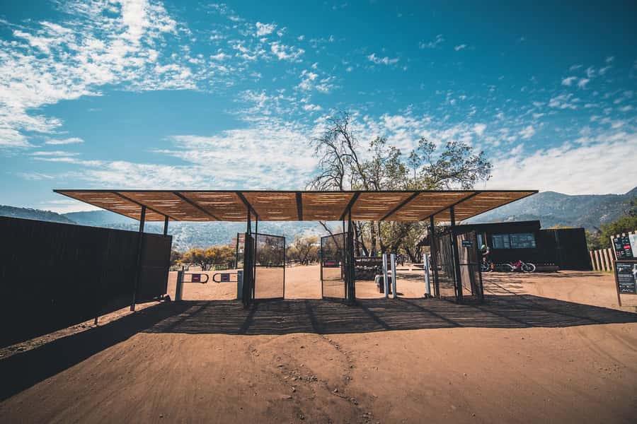 Santiago: E- Mountain Bike Rental to ride in a bike park - How the Specialized Turbo Levo changes the ride