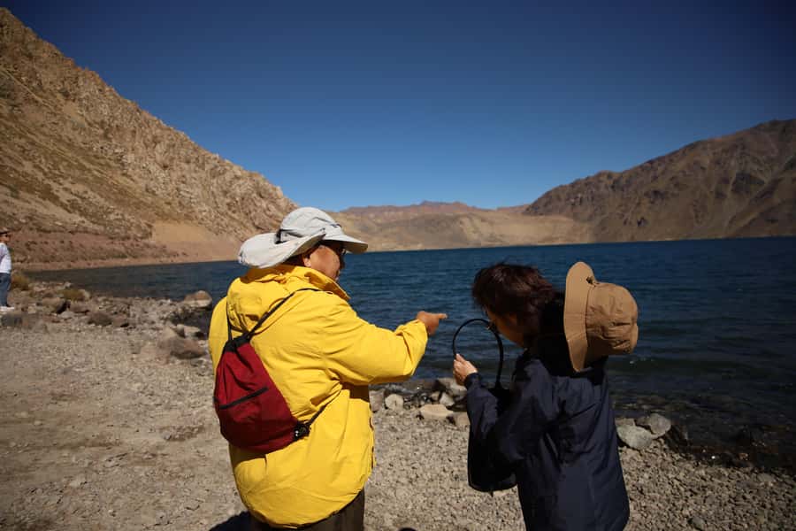 Santiago: Full day Embalse del Yeso, Casa de Chocolate, picnic & Hot Springs - Why this Cajón del Maipo day trip works