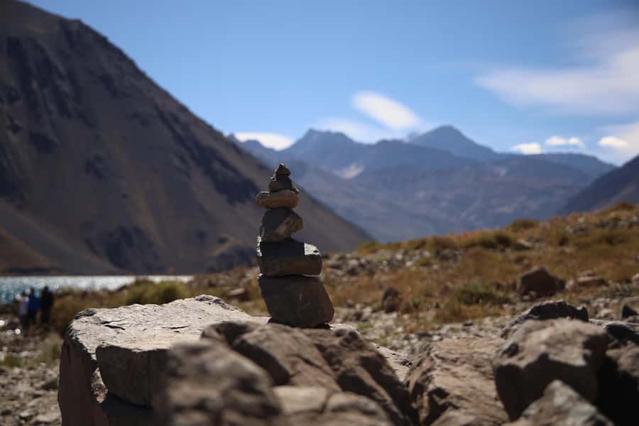 Santiago: Full day Embalse del Yeso, Casa de Chocolate, picnic & Hot Springs - The ride from Santiago to San José de Maipo