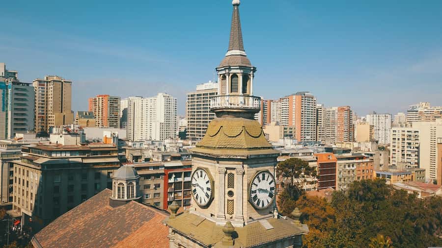 Santiago: Guided Full-Day Walking Tour with a Chilean Lunch - The climb to Cerro San Cristobal