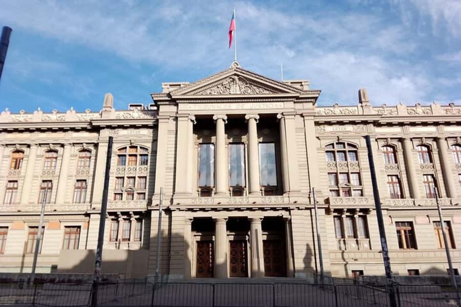 Santiago: Guided Walking Tour of the Historical Old Town - Why this route works for a first look at Santiago