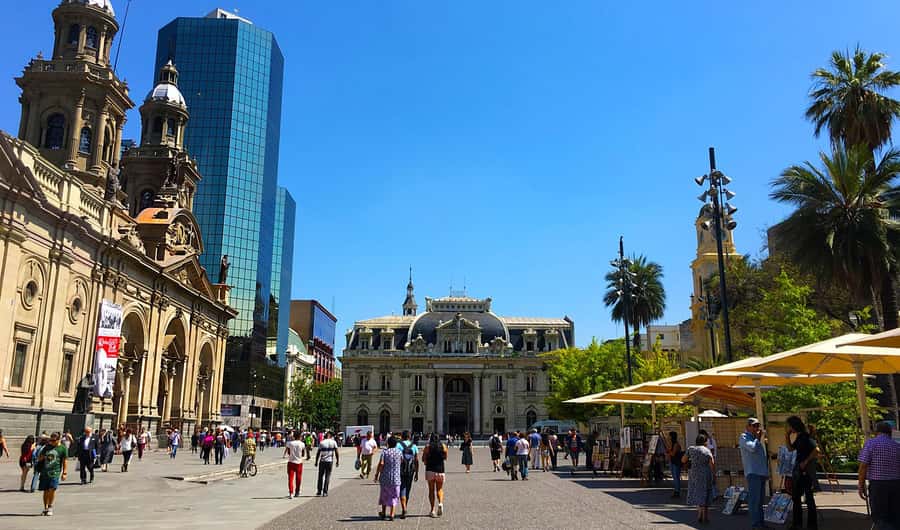 Santiago Half-Day Walking Tour with Hotel Pick up & Brunch - Why this half-day tour works in Santiago