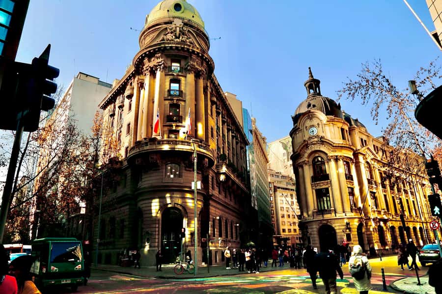 Santiago Half-Day Walking Tour with Hotel Pick up & Brunch - Starting in the city’s modern districts