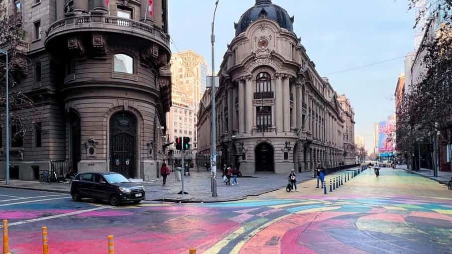 Santiago: Highlights Private City Tour - Bellavista: street art, cafés, and a literary detour