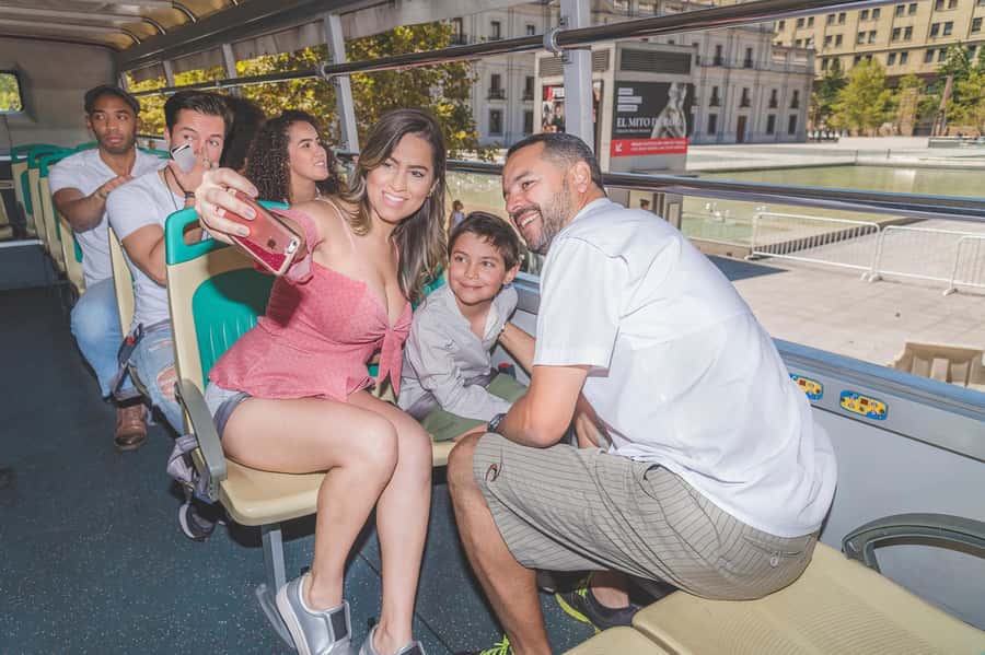 Santiago: Hop-on Hop-off Bus Day Ticket with Audio Guide - San Cristóbal Hill by cable car and funicular