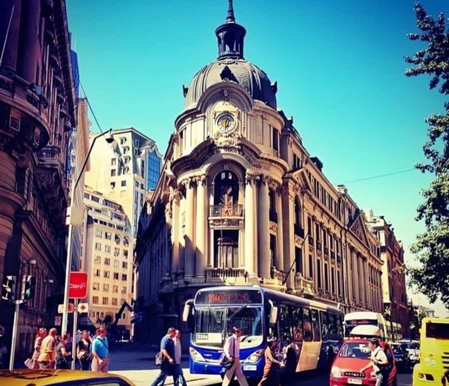Santiago : Must-See Sites Walking Tour With A Guide - Key points to know before booking