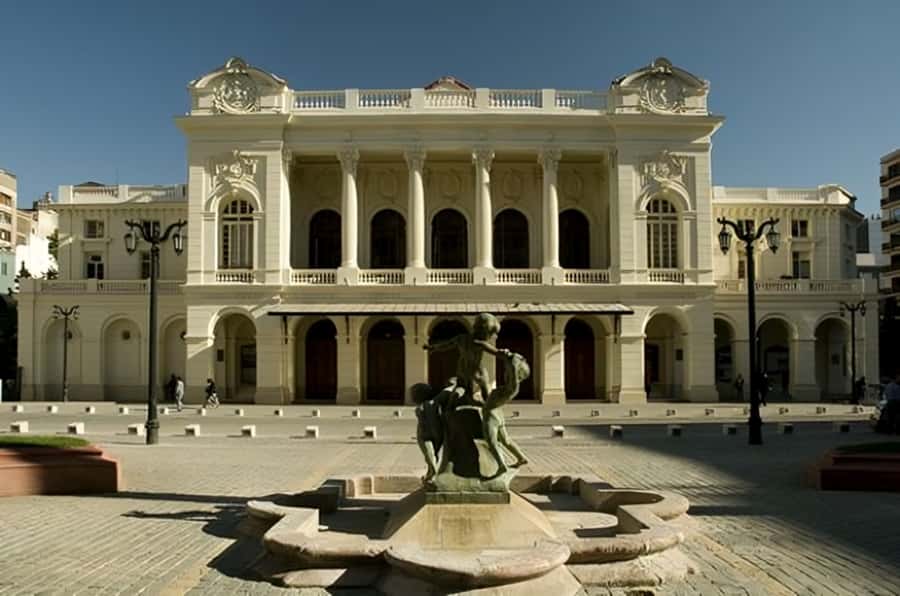 Santiago : Must-See Sites Walking Tour With A Guide - Courts, Congress, and the civic center