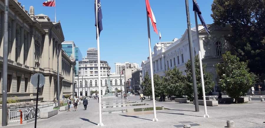 Santiago: Private Half-Day City Tour - What the $179 price means
