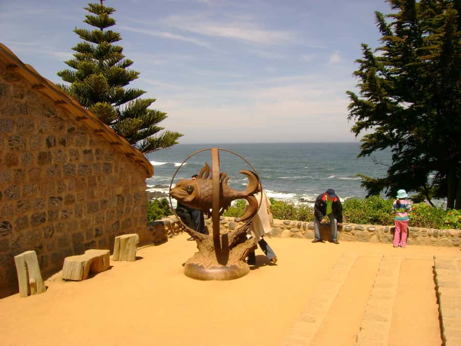 Santiago: Private Pomaire, Isla Negra, and Pablo Neruda Tour - Inside Pablo Neruda’s sea-facing house