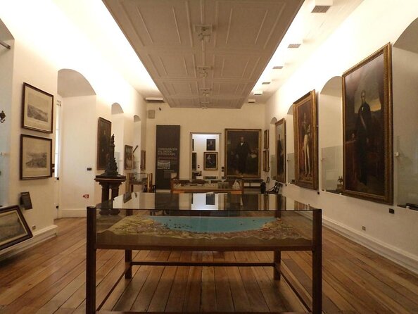 Santiago Private Walking Tour with a Local - Key points to know