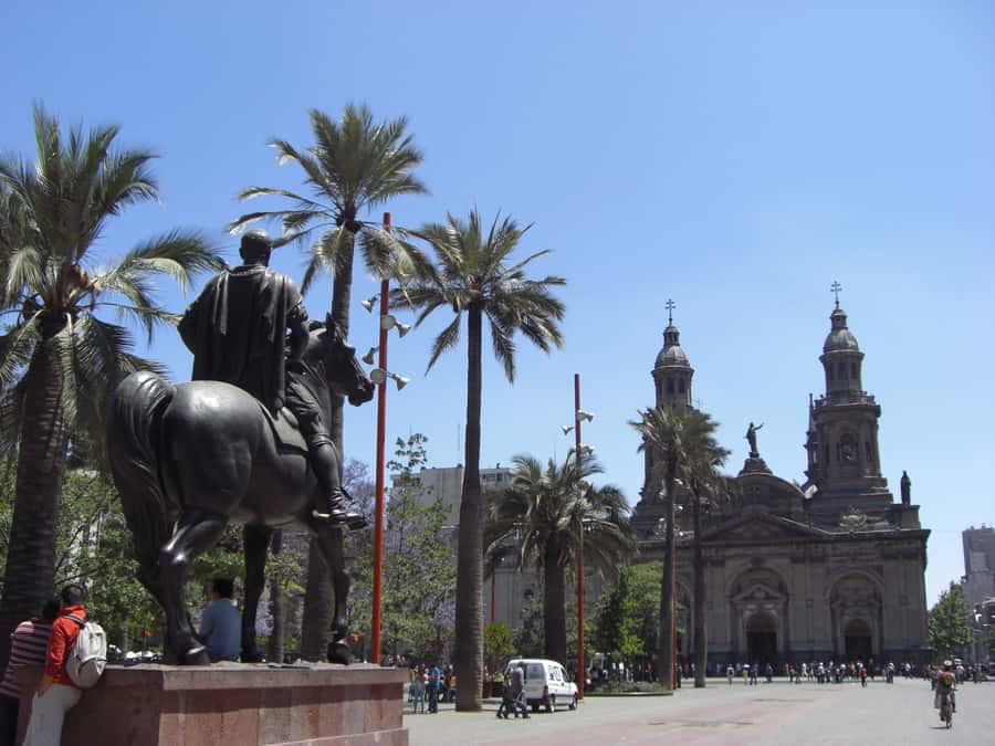 Santiago: The Essentials City Tour & Optional Concha y Toro - Transport, pickup areas, and the real timing
