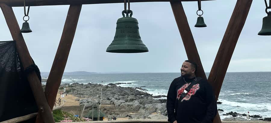 Santiago: Tour to Isla Negra, Algarrobo and Undurraga Wines - Transport, pickup, and the pace of the day