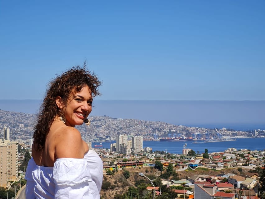 Santiago: Tour to Valparaiso and Casablanca - Who will enjoy this outing most?