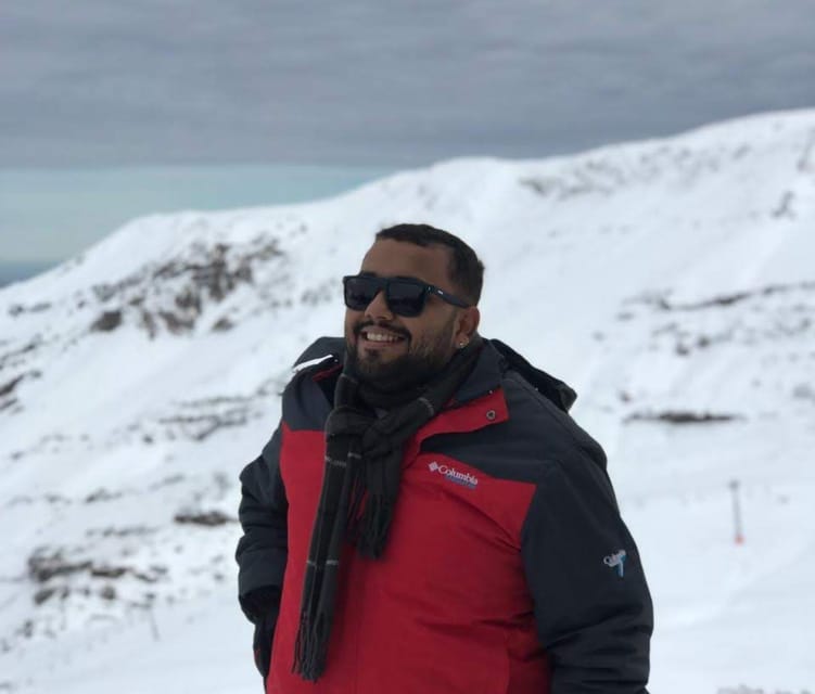 Santiago: Valle Nevado Ski Day Trip with Hotel Transfers - Sixty curves, the Mapocho River, and growing altitude