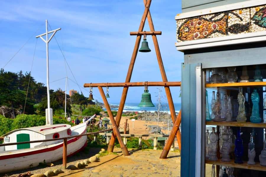 Santiago: Veramonte Vineyard, Isla Negra and Algarrobo, - Key points at a glance