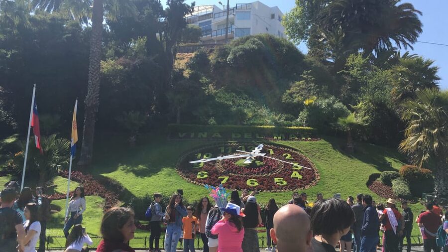 Santiago: Vina Del Mar, Valparaiso, Casablanca & Reñaca Tour - What the $39 price really includes