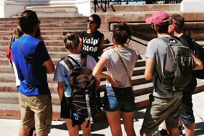 The Tour of Valparaiso in French on foot and in a small group - Muelle Prat connects the city to its port