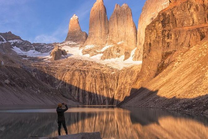 Trekking Base Torres - Torres del Paine trek from Puerto Natales - The 6:30 AM pickup from Puerto Natales