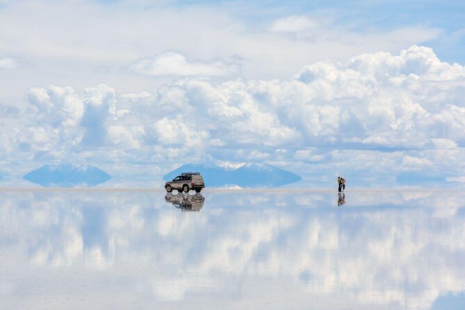 Uyuni Salt Flats 4-days tour from Atacama> private room available - Five details that shape the experience