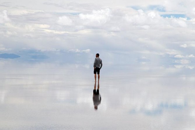 Uyuni Salt Flats 4-days tour from Atacama> private room available - Food, rooms, and daily comfort