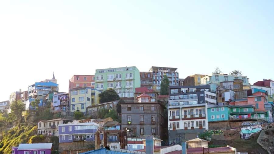Valparaíso: Private Full Day Sightseeing Tour - The guide can make or break this day