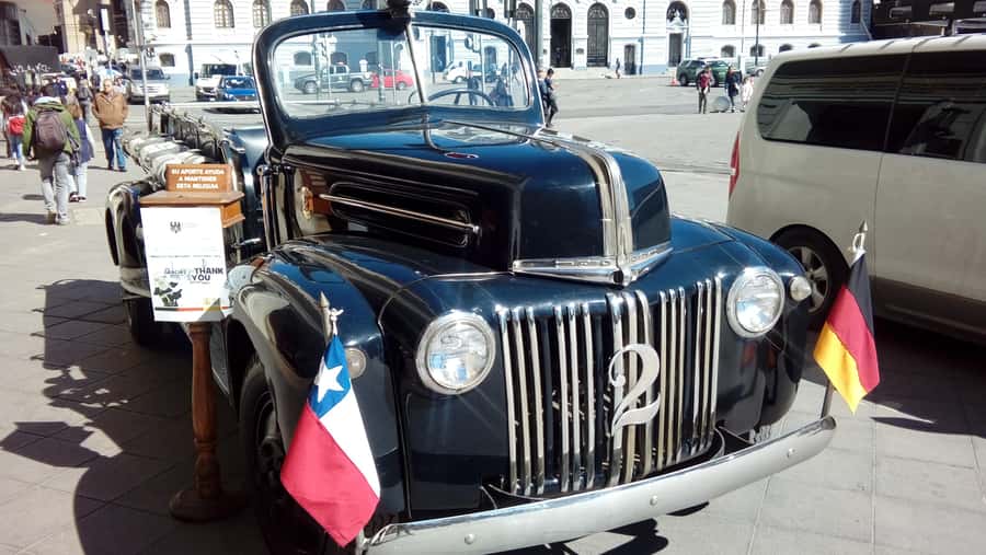 Valparaiso: Street Art, Funiculars and Port City Tour - Paseo Dimalow and the route down