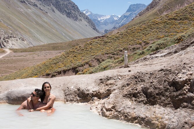 Volcano & Hotsprings 4K - Hiking Toward San José Volcano at 2,500 Meters